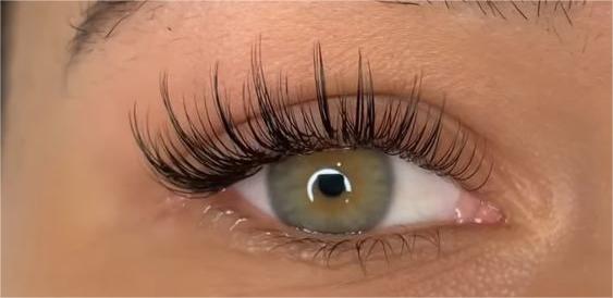 HOW TO STAY AHEAD OF LASH EXTENSION TRENDS
