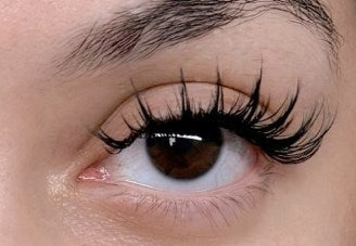 Eyelash Extensions: The Top Techniques for a Fuller, Bolder Look