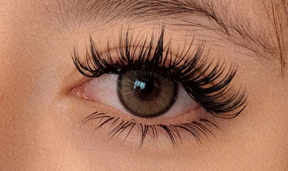 The Ultimate Guide to Selecting the Best Eyelash Extension Method